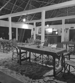 Charle Beach Lodge