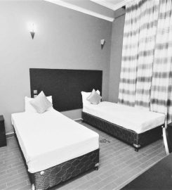 Panone Hotel – King’Ori