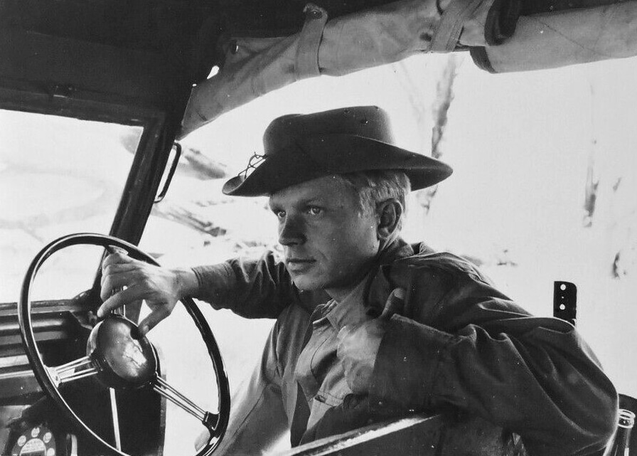 Hardy Krüger as Kurt Müller in the Tanganyika film Hatari