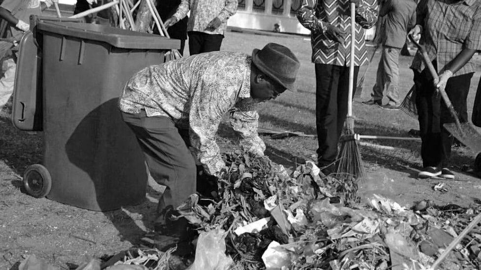 John Pombe Magufuli taking part on a statewide cleaning up campaign