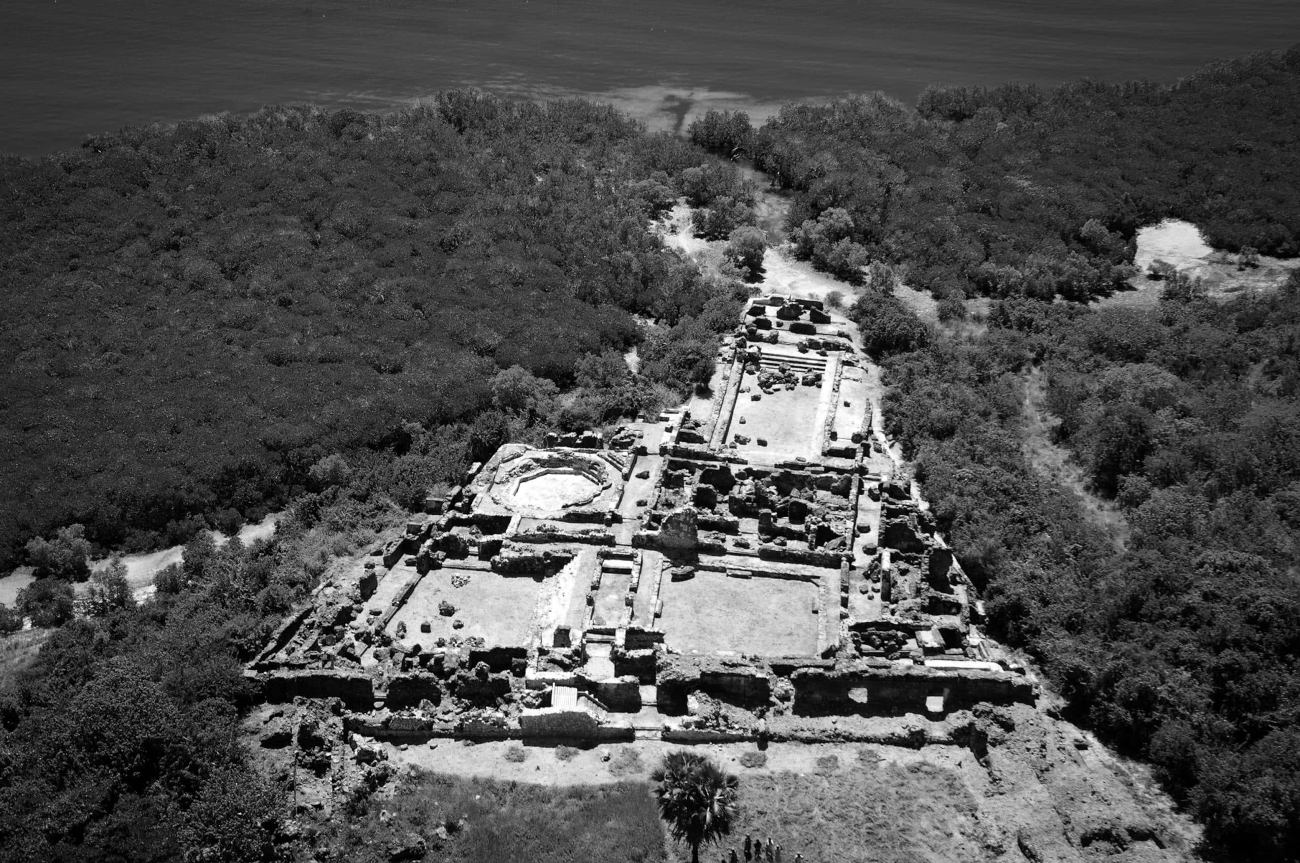 Kilwa as a business center that had a booming gold trade