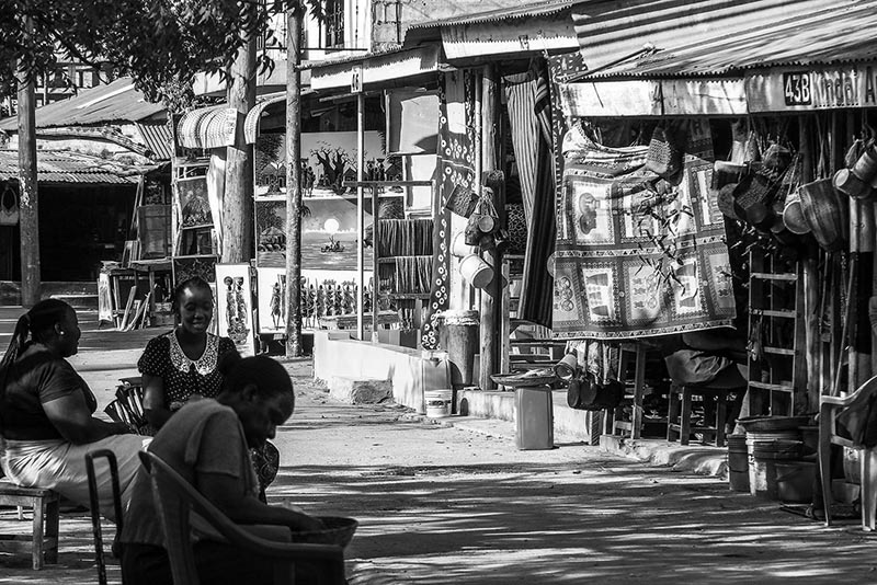 Mwenge woodcarvers’ market