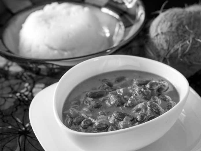 Ugali Recipe - Tanzania's National Dish (Ugali na Maharage ya Nazi)