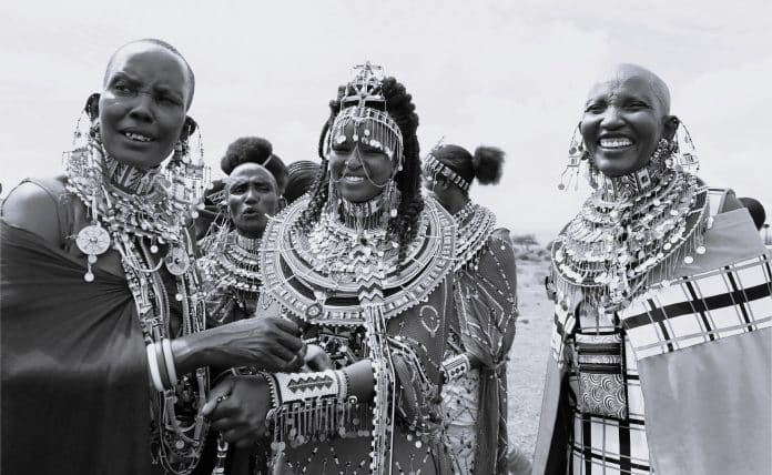 Beyond the Savanna- Exploring the Fascinating Traditions of the Maasai People in Kenya and Tanzania