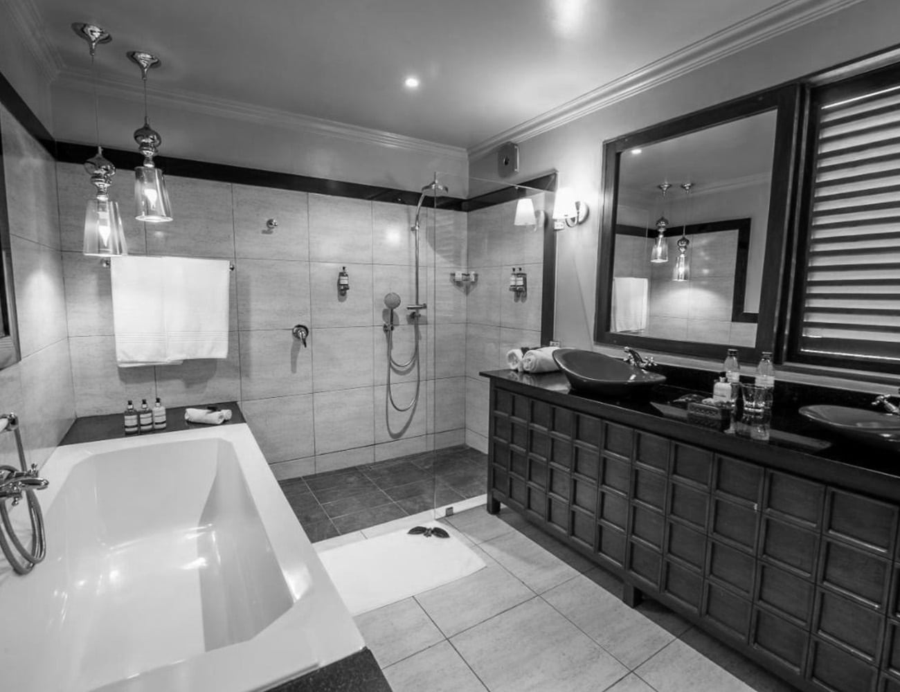 Luxury Bathrooms at Arusha Coffee Lodge