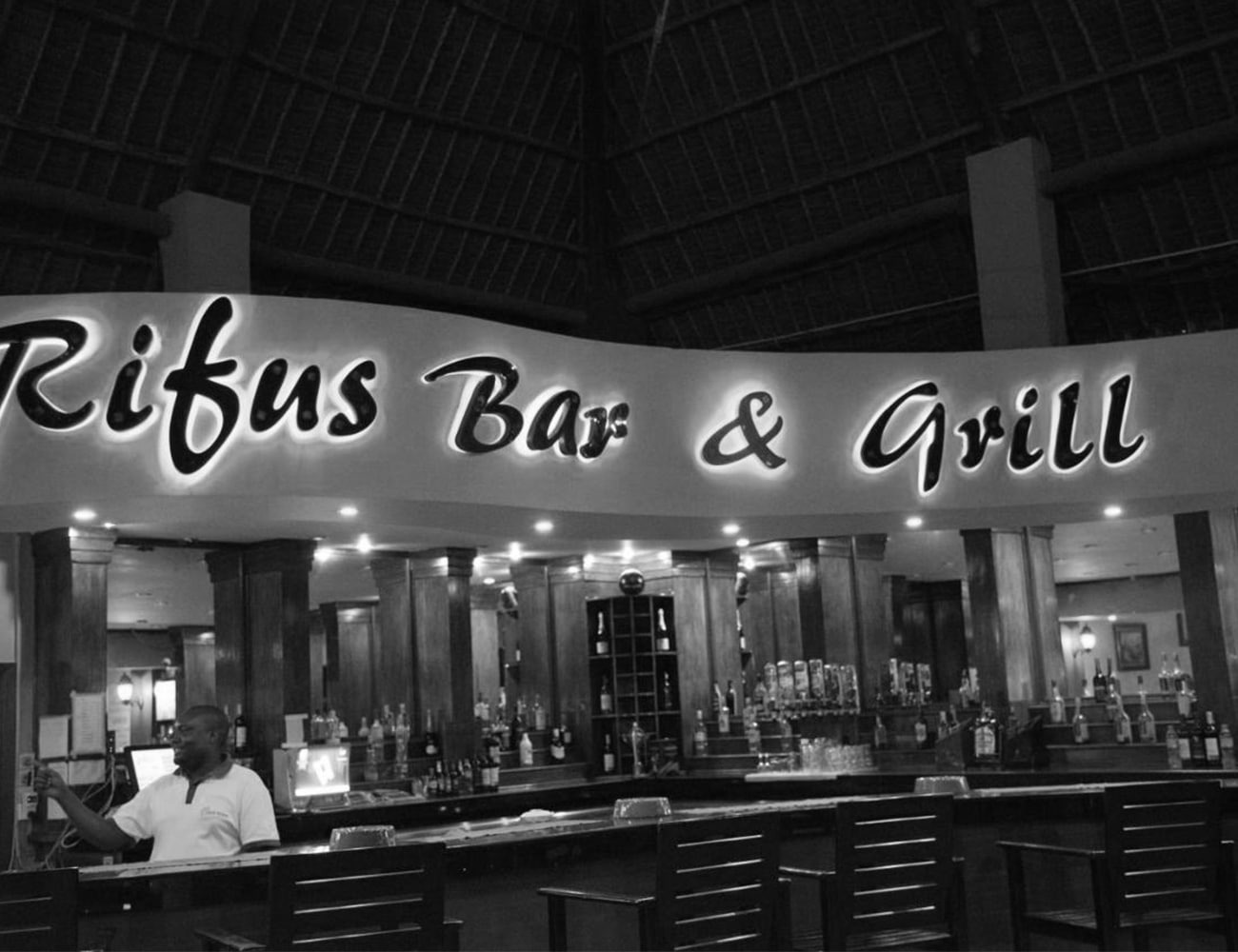 Restaurant and Bar at South Beach Hotel