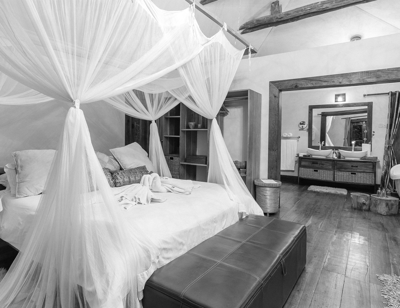 Beautiful Bedrooms at Escarpment Luxury Lodge