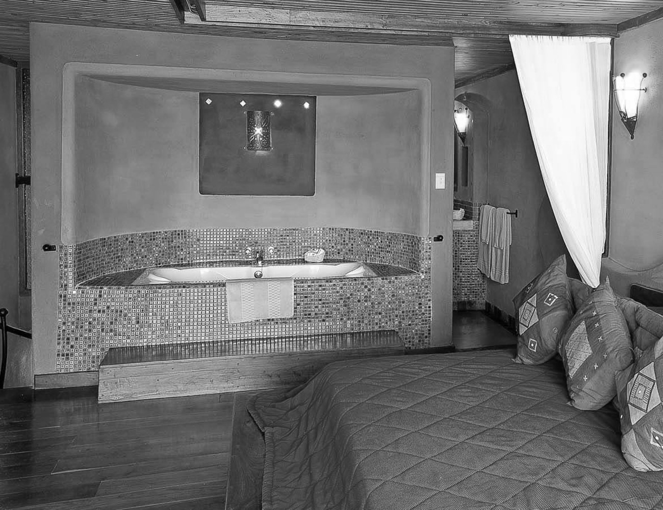 Bedrooms at the Serengeti Sopa Lodge