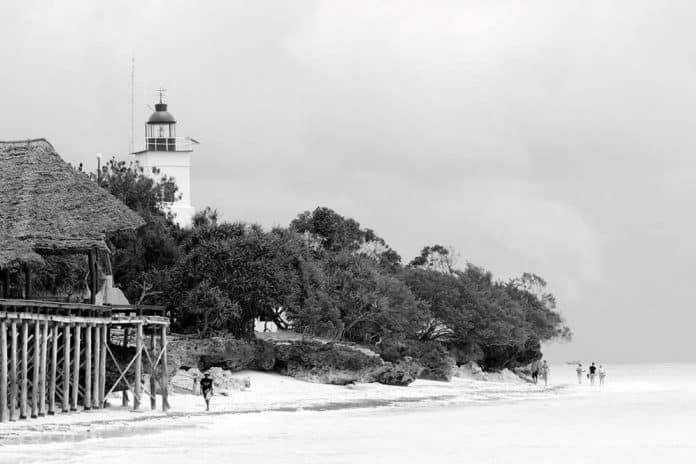 Ras Nungwi Lighthouse - Illuminating the Northern Shores of Tanzania’s Marine Landscape